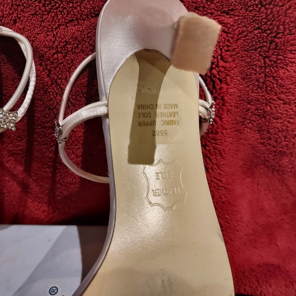 Colorifics White Satin Formal Shoe - Picture 8 of 10